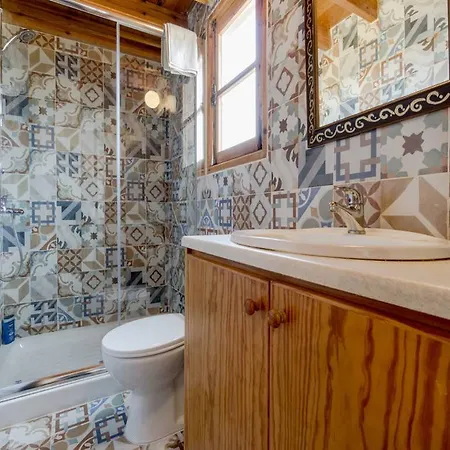 Angeli's Traditional Village House